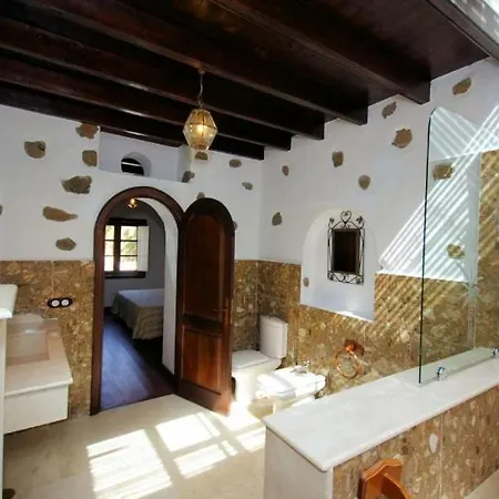 La Crucita - Mala Villa Haria